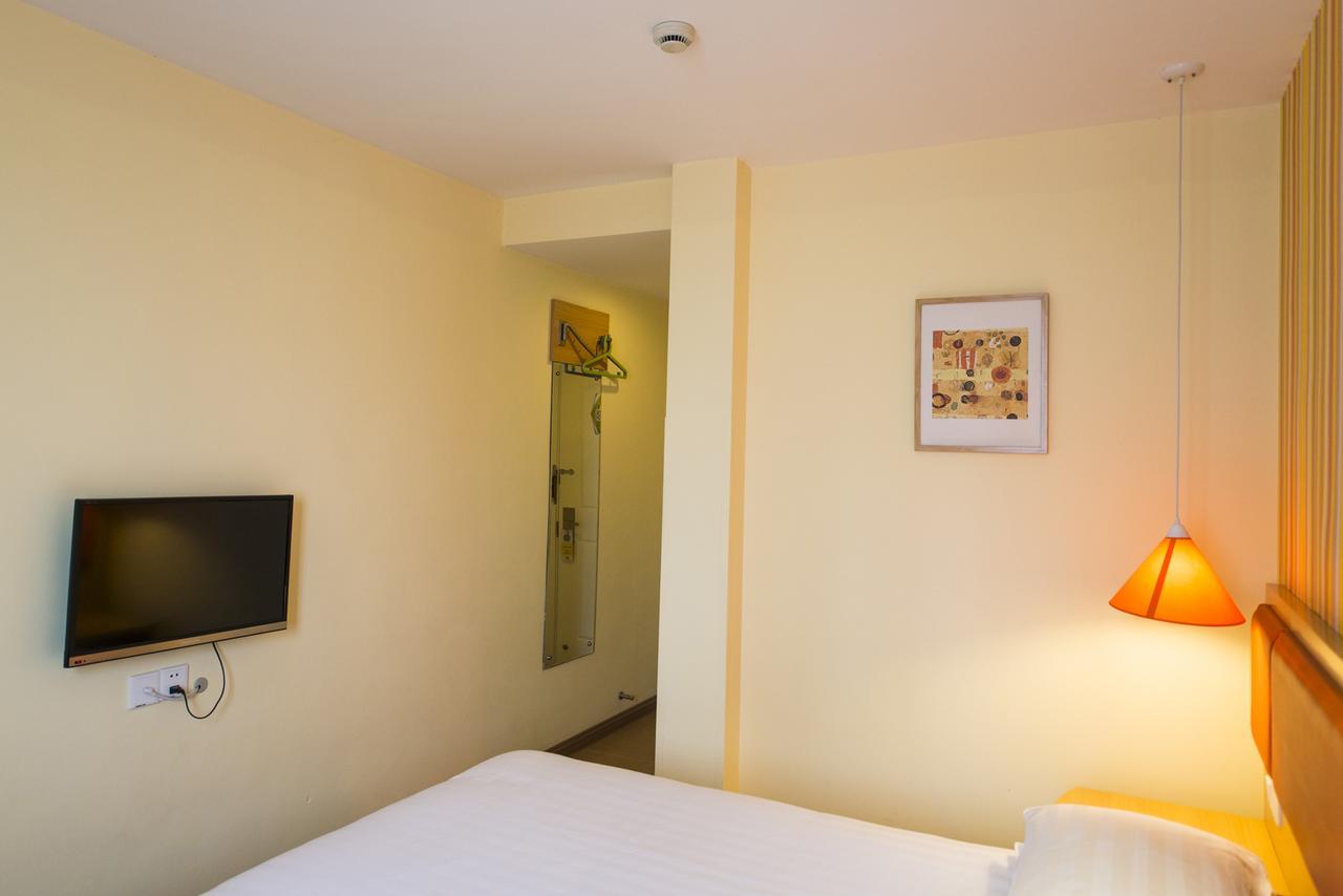 Home Inn Hangzhou North Zhongshan Road Fengqi Road Metro Station Buitenkant foto